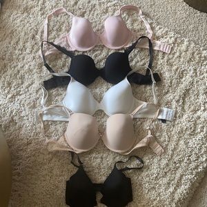Fresh & Bright Bras